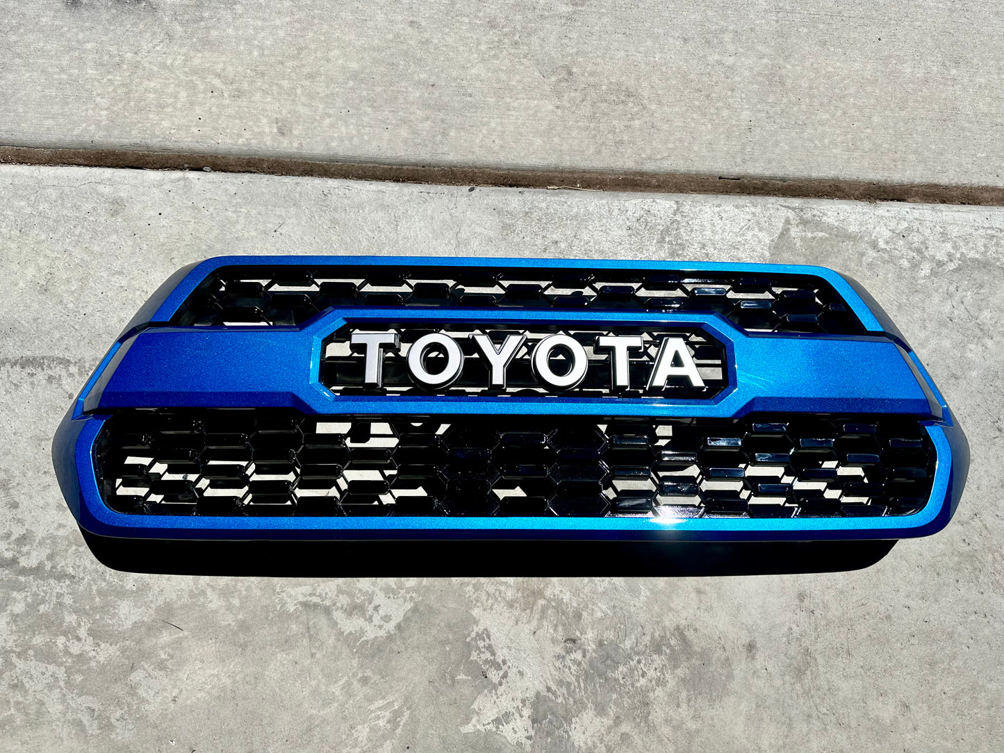 Custom Color Matched TRD Pro Grille 2016-2023 Toyota Tacoma